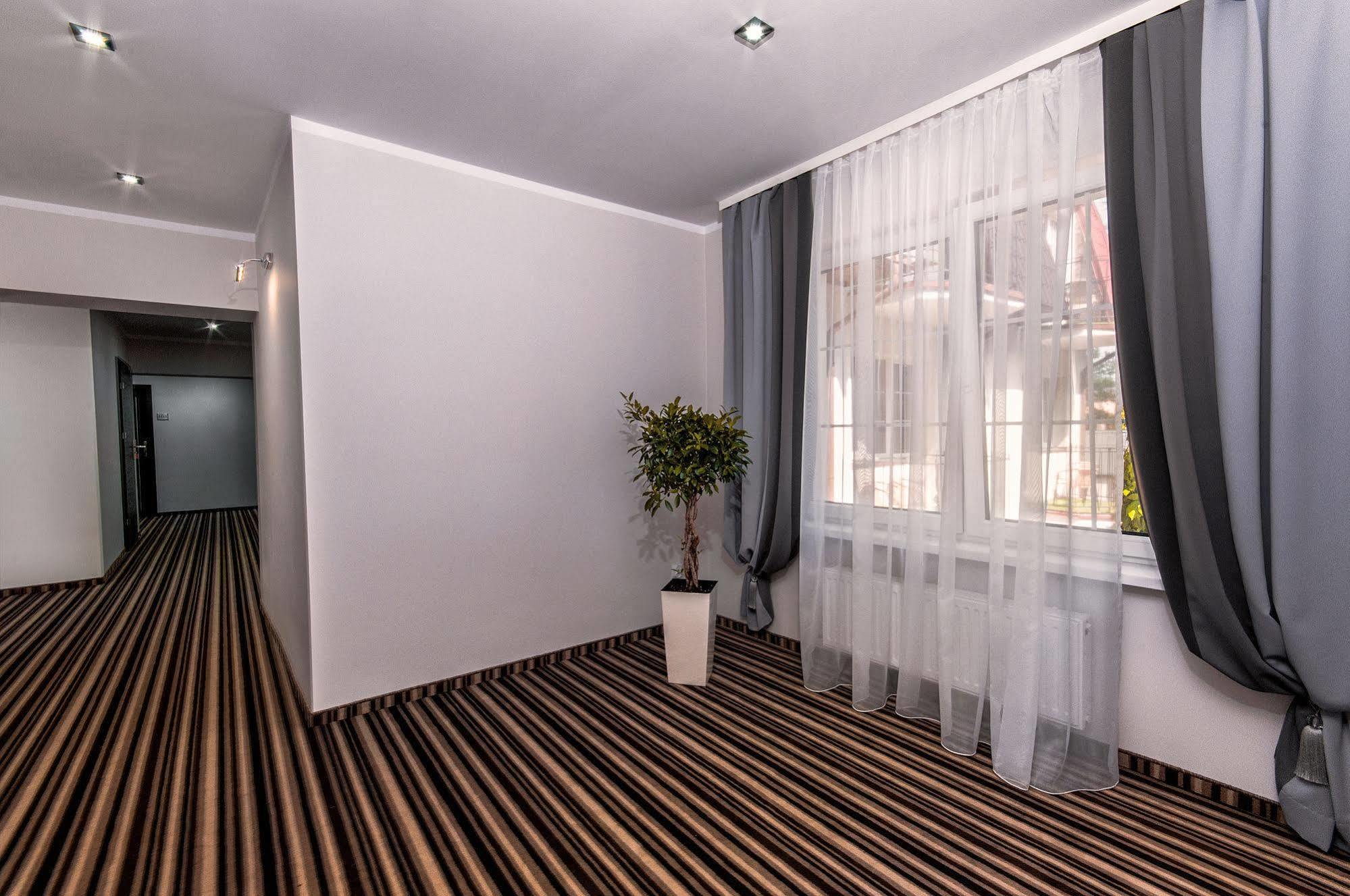 Hotel New Corner Niechorze Exterior foto